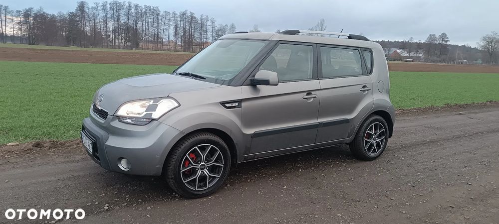 Kia Soul 1.6 CRDI L - 1