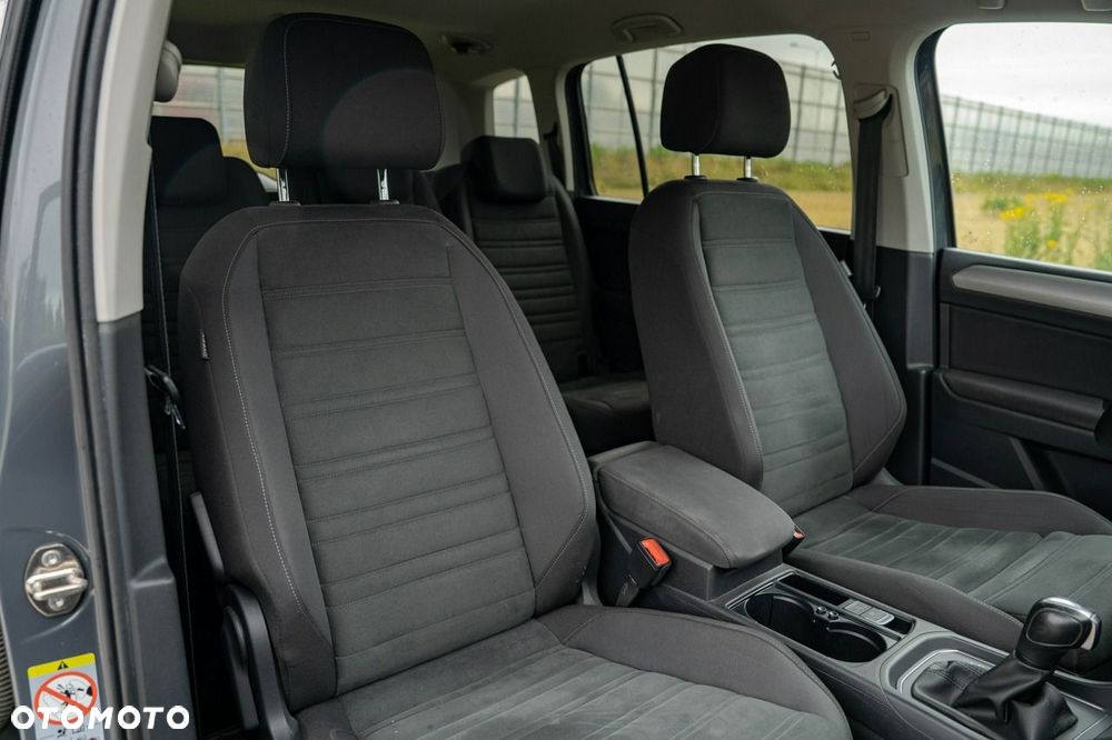 Volkswagen Touran 1.5 TSI EVO Comfortline Plus DSG - 22