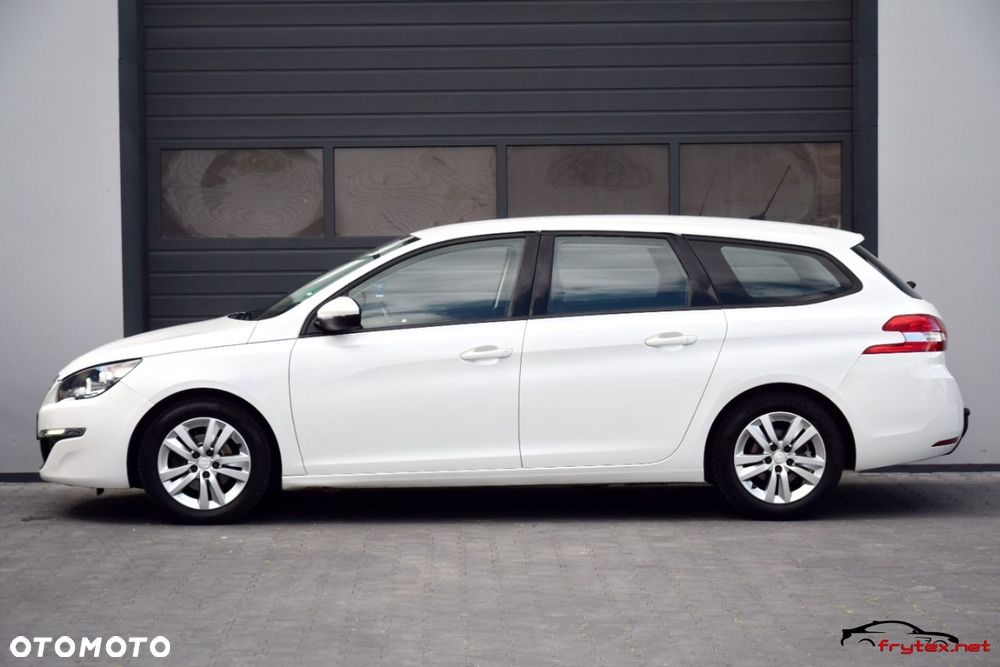 Peugeot 308 - 8