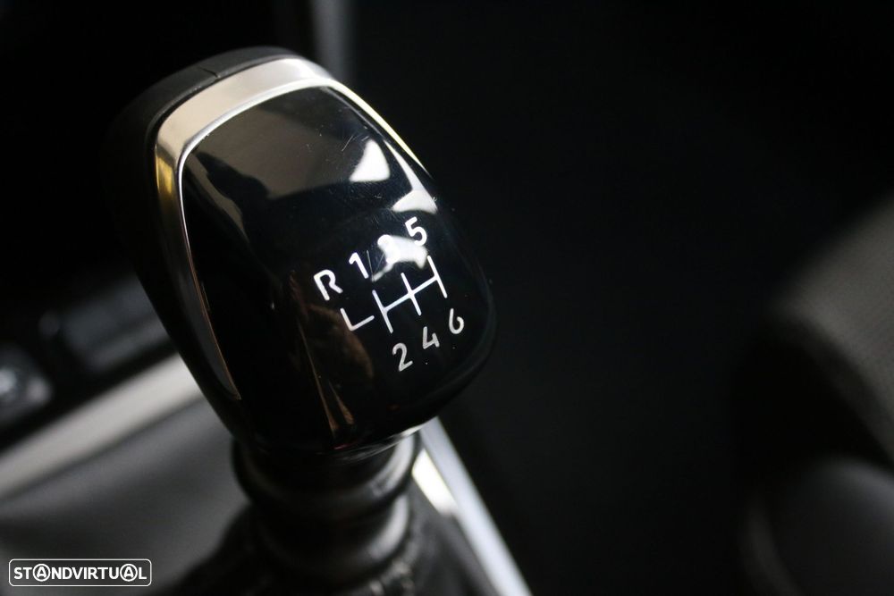 Opel Corsa 1.2 T GS - 28