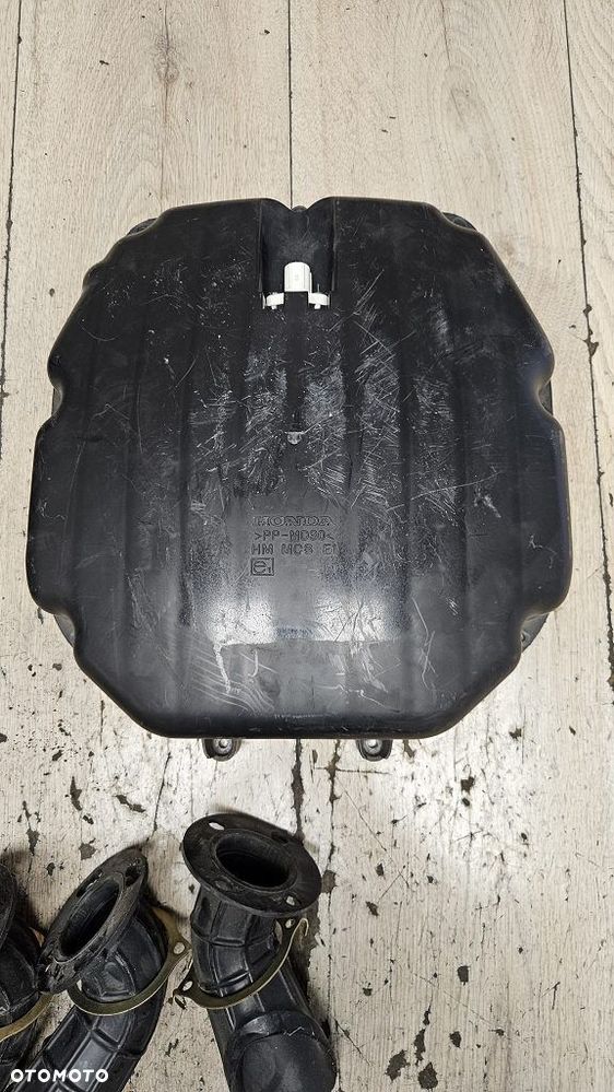 Airbox obudowa filtra Honda ST1300 Pan European - 14