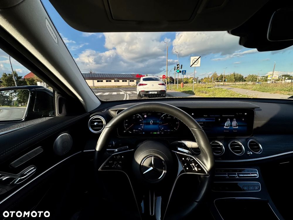 Mercedes-Benz Klasa E 220 d 4-Matic Exclusive - 9