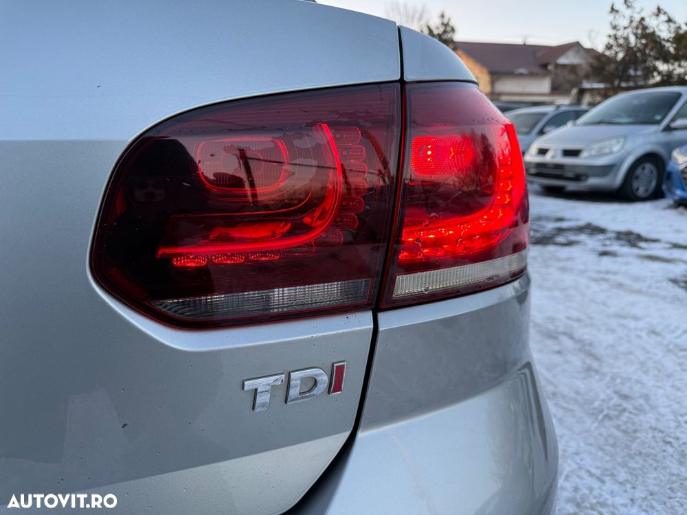 Volkswagen Golf 1.6 TDI DPF BMT Highline - 13