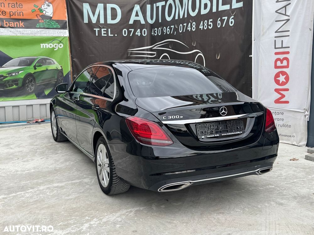 Mercedes-Benz C - 26