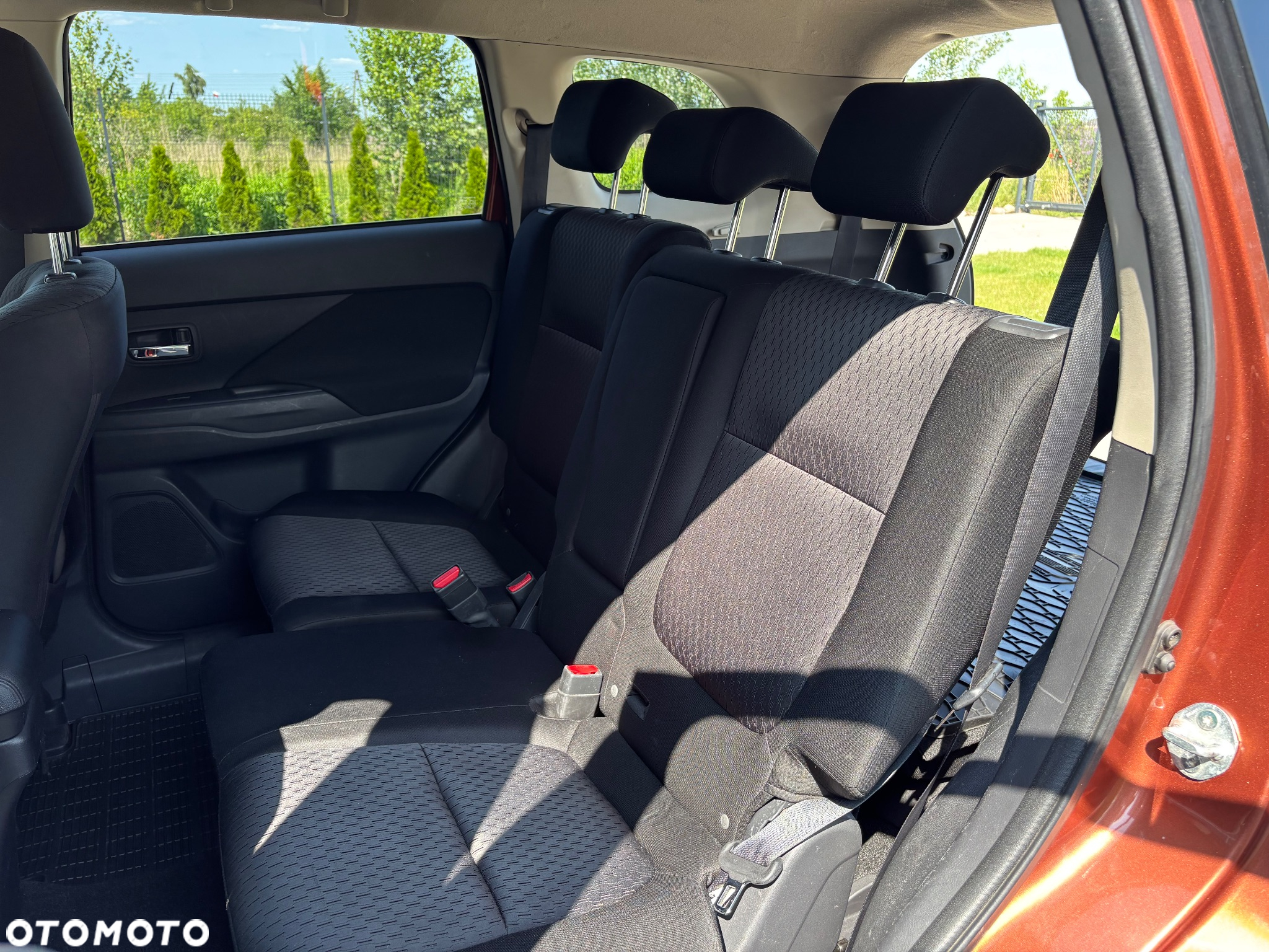 Mitsubishi Outlander - 19