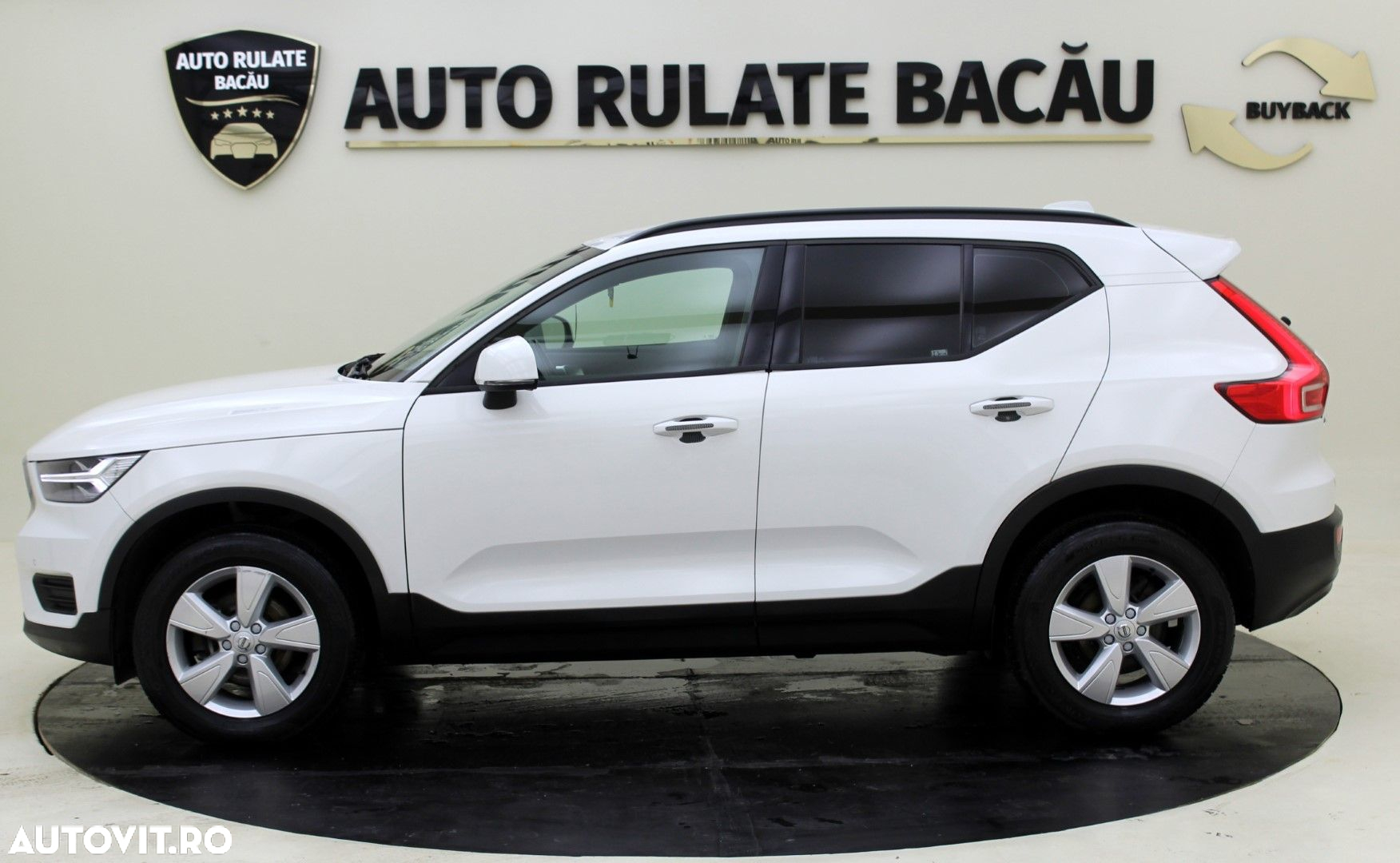 Volvo XC 40 - 5