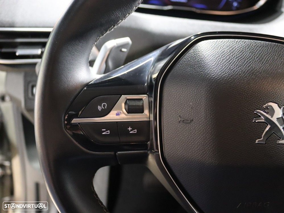 Peugeot 5008 PureTech 130 EAT6 Allure - 18