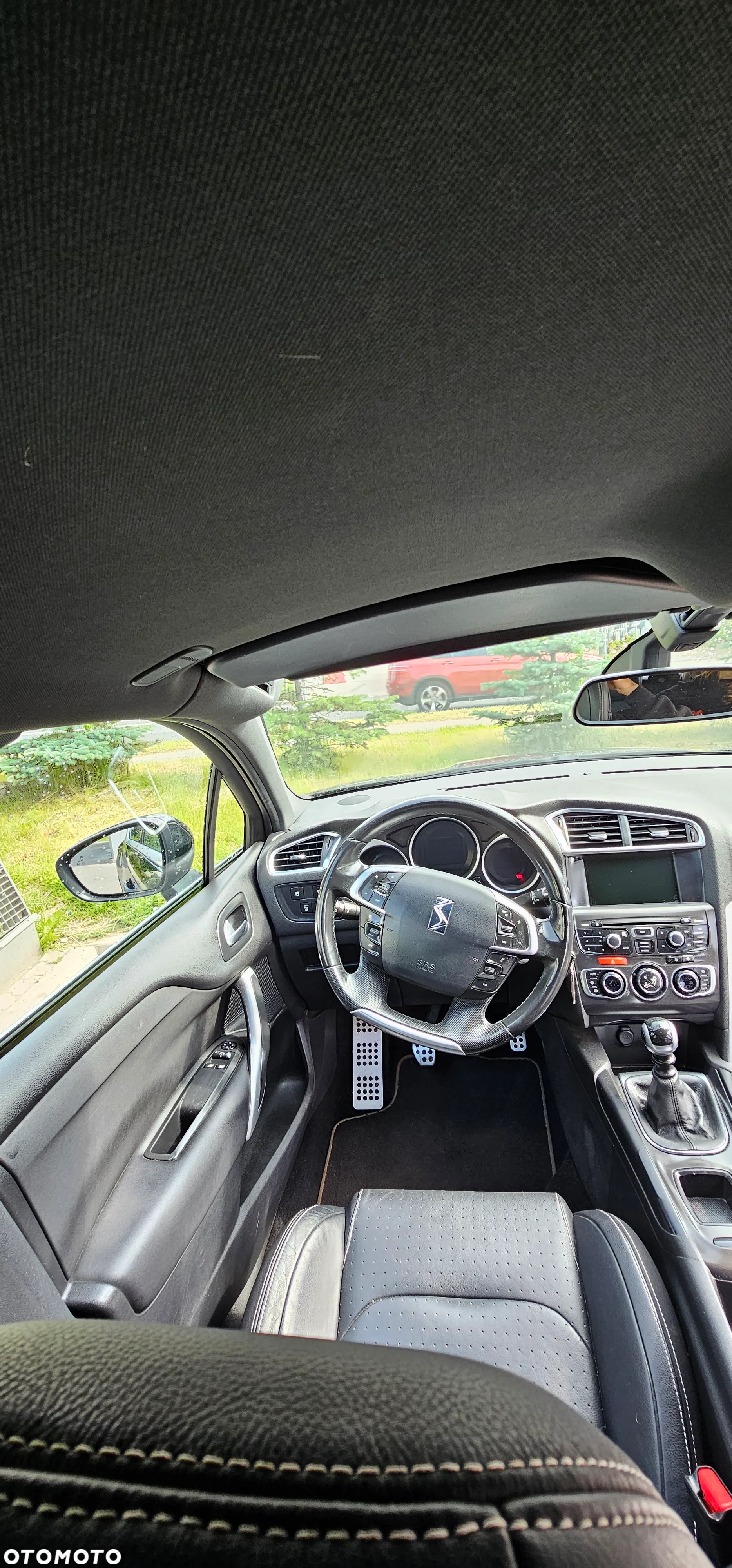 Citroën DS4 1.6 HDi SoChic - 15