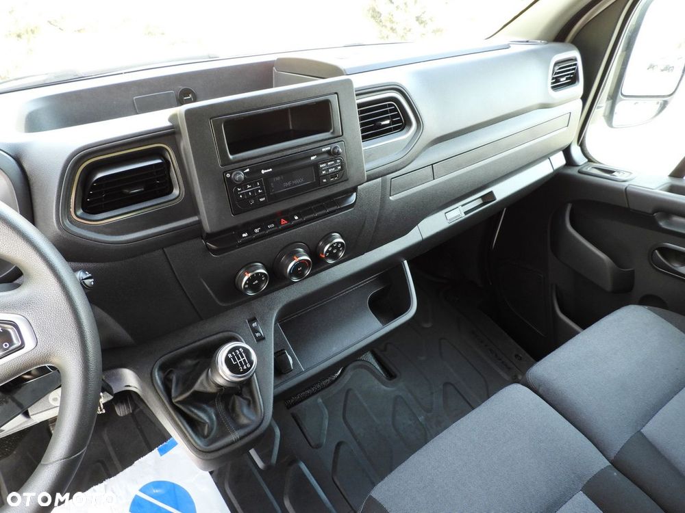 Renault MASTER  PLANDEKA 10 PALET WEBASTO TEMPOMAT LEDY PNEUMATYKA KLIMATYZACJA  165KM - 33