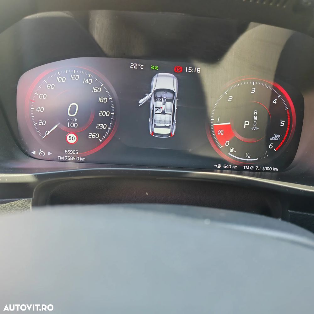 Volvo XC 40 D3 R-Design - 9