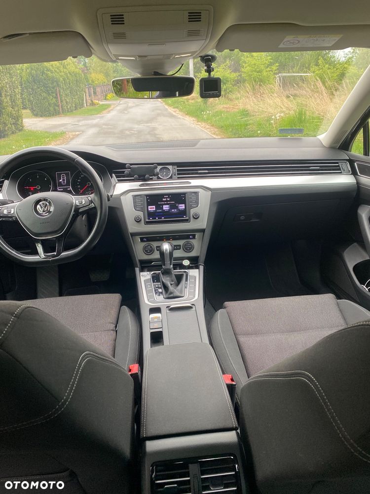 Volkswagen Passat 2.0 TDI BMT Comfortline DSG - 10
