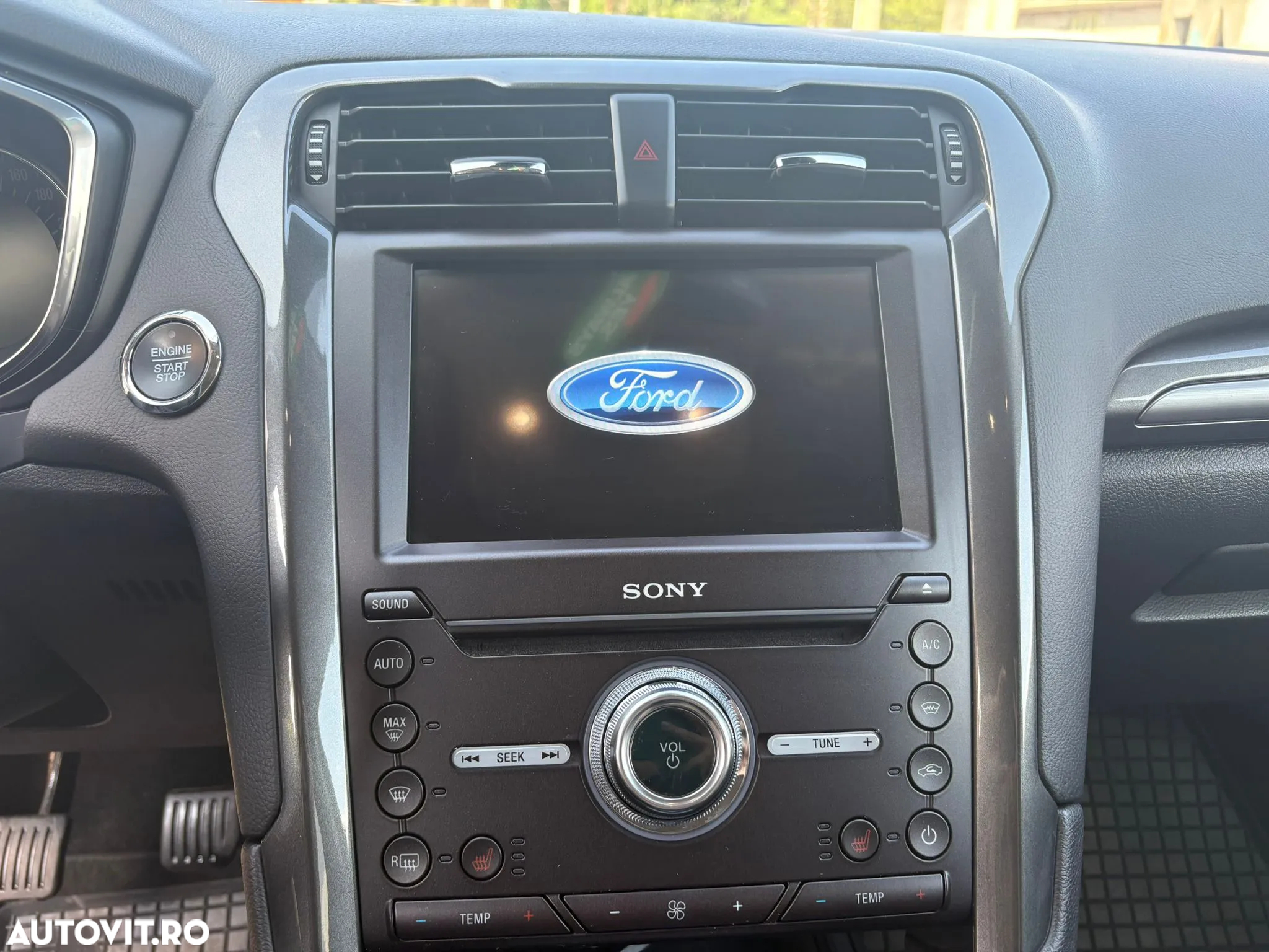 Ford Mondeo 2.0 TDCi Titanium - 10