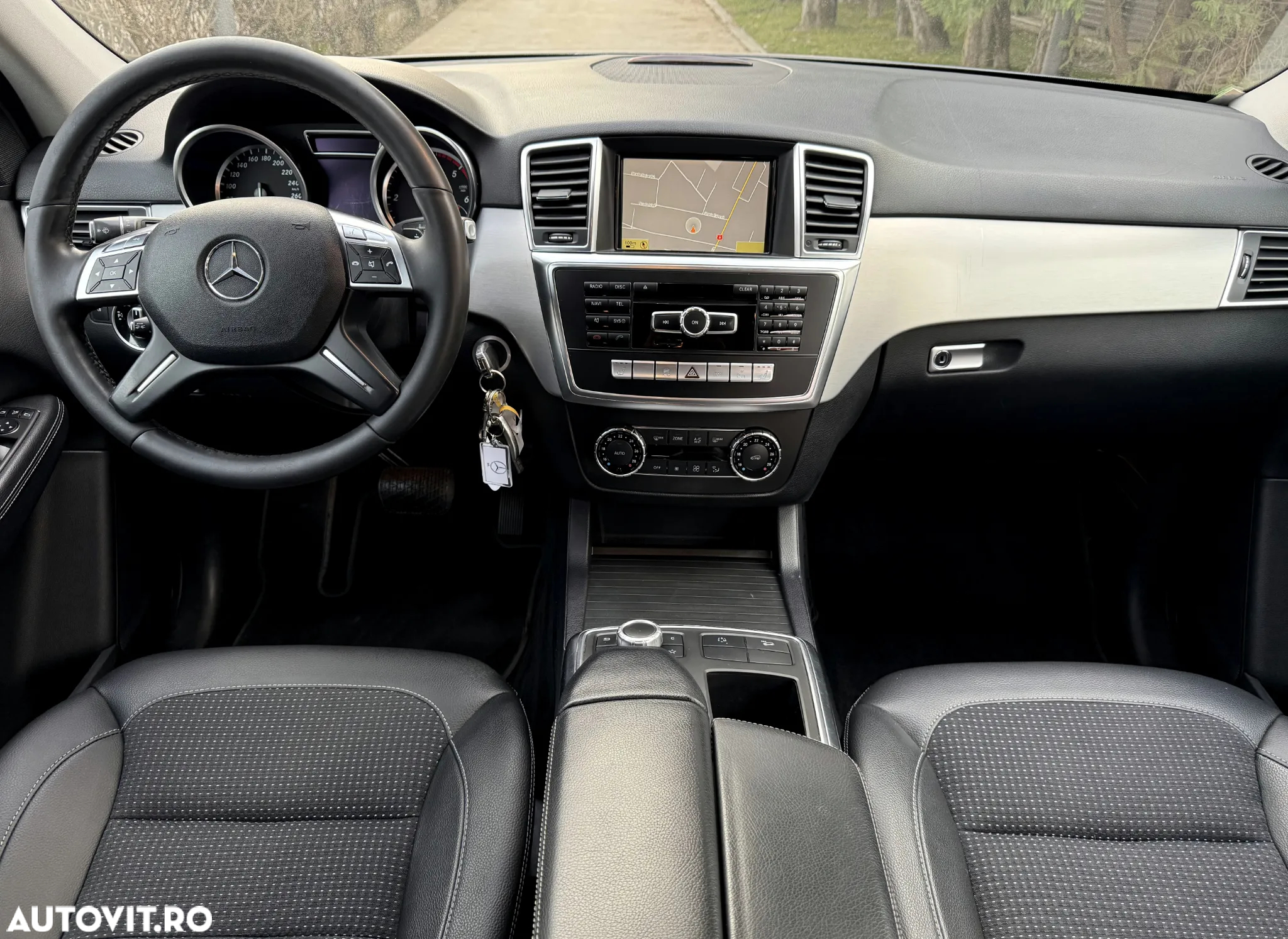 Mercedes-Benz ML 250 BlueTEC 4MATIC 7G-TRONIC - 15