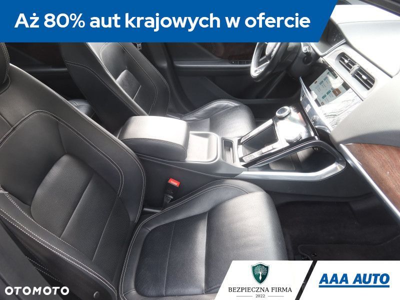 Jaguar I-Pace - 11