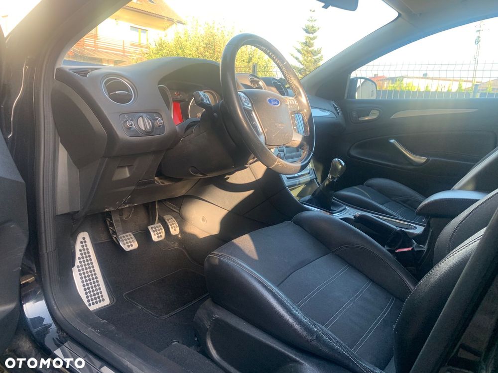 Ford Mondeo 2.0 S - 11