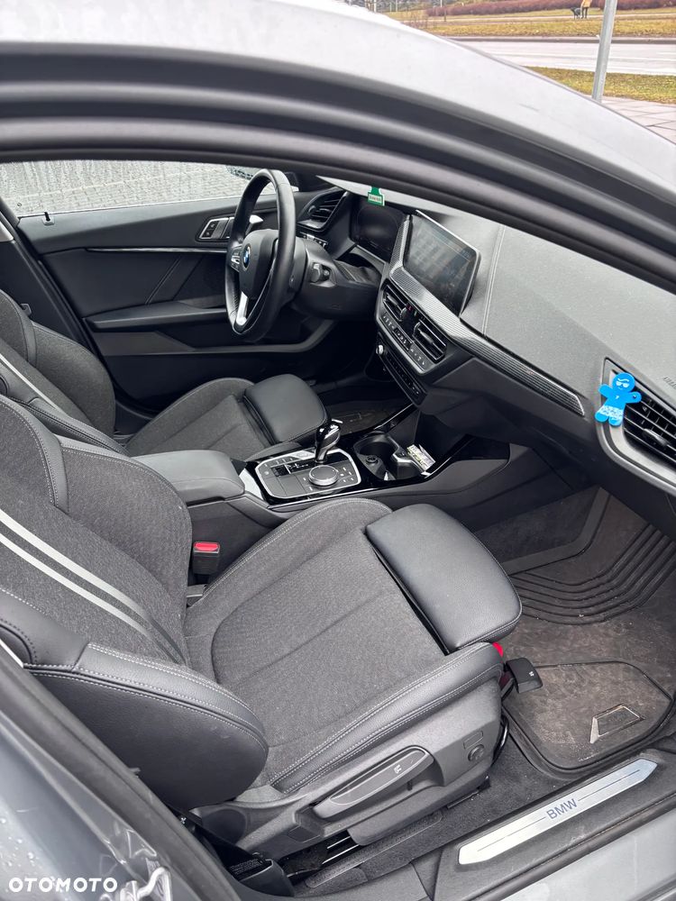 BMW Seria 1 118i Sport Line - 18