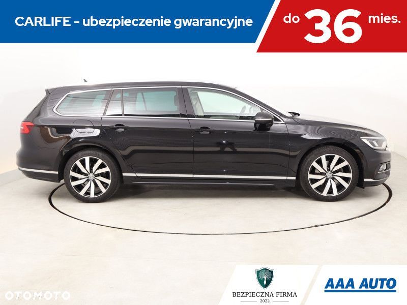 Volkswagen Passat Variant - 8