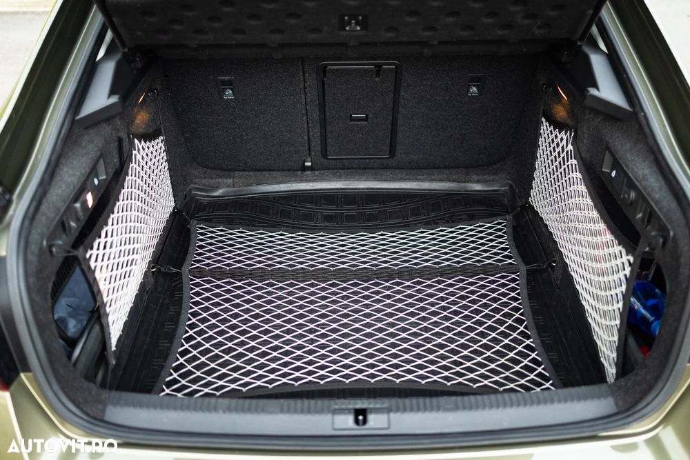 Skoda Superb 2.0 TDI DSG Ambition - 40