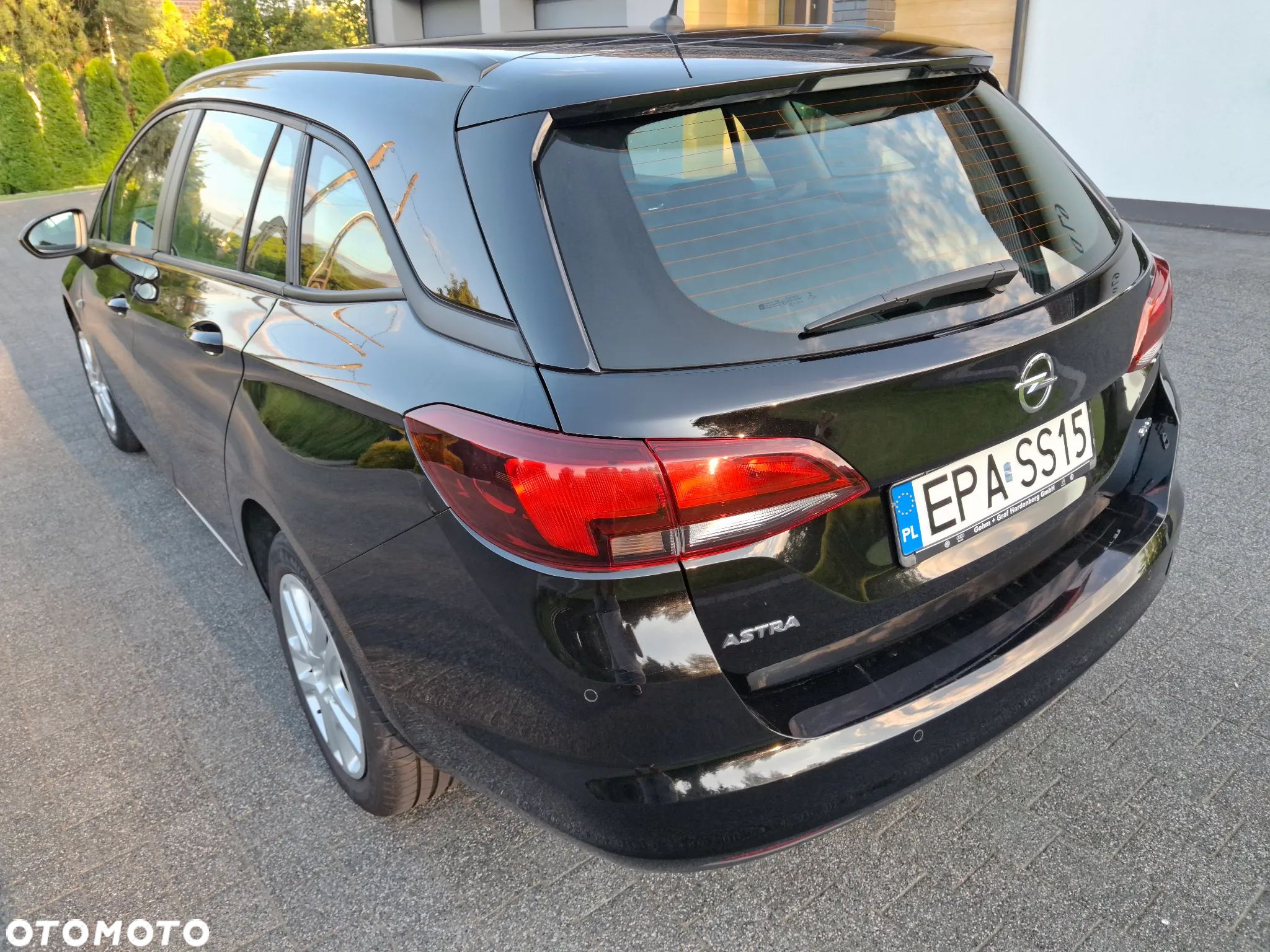 Opel Astra IV 1.6 CDTI Sport - 3