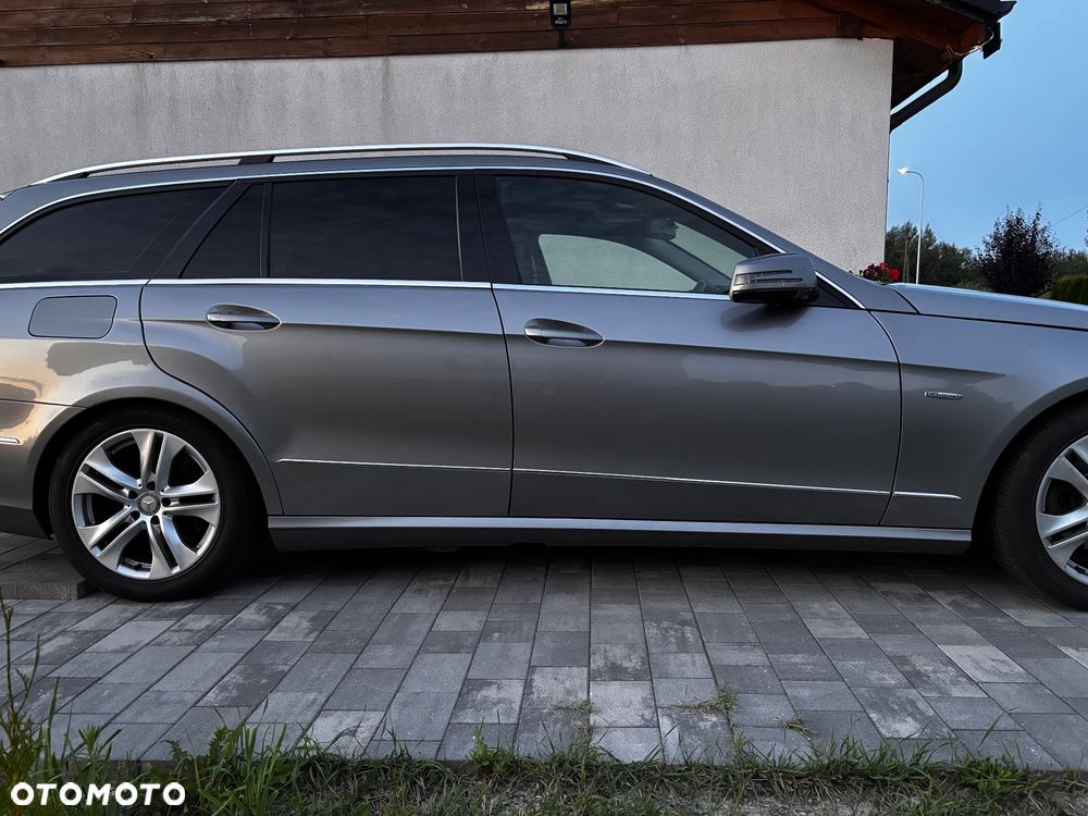 Mercedes-Benz Klasa E 220 CDI DPF BlueEFFICIENCY Automatik Avantgarde - 8