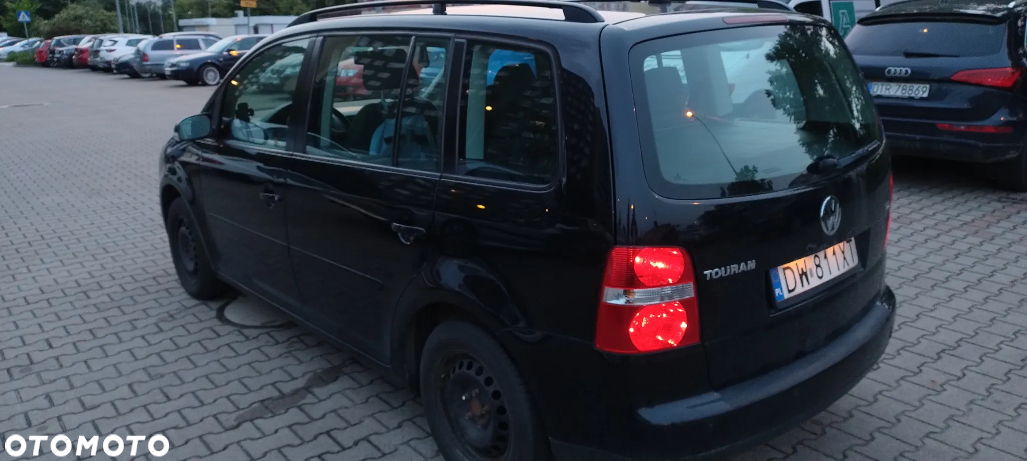Volkswagen Touran 1.9 TDI DPF Trendline - 6