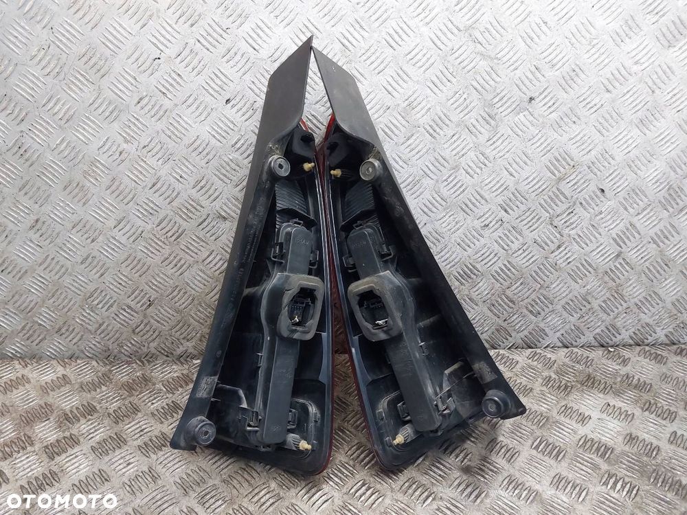 LAMPA LEWY TYŁ + PRAWY TYŁ RENAULT ESPACE IV 8200027153 8200027152 - 7