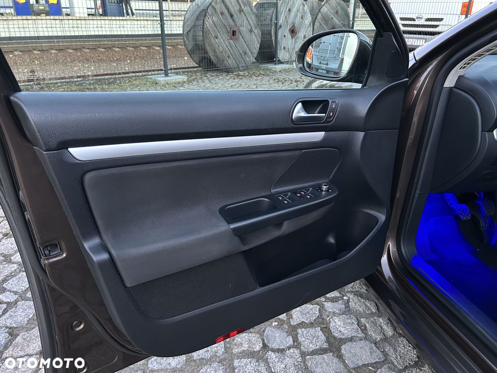 Volkswagen Golf 1.4 TSI Highline - 14