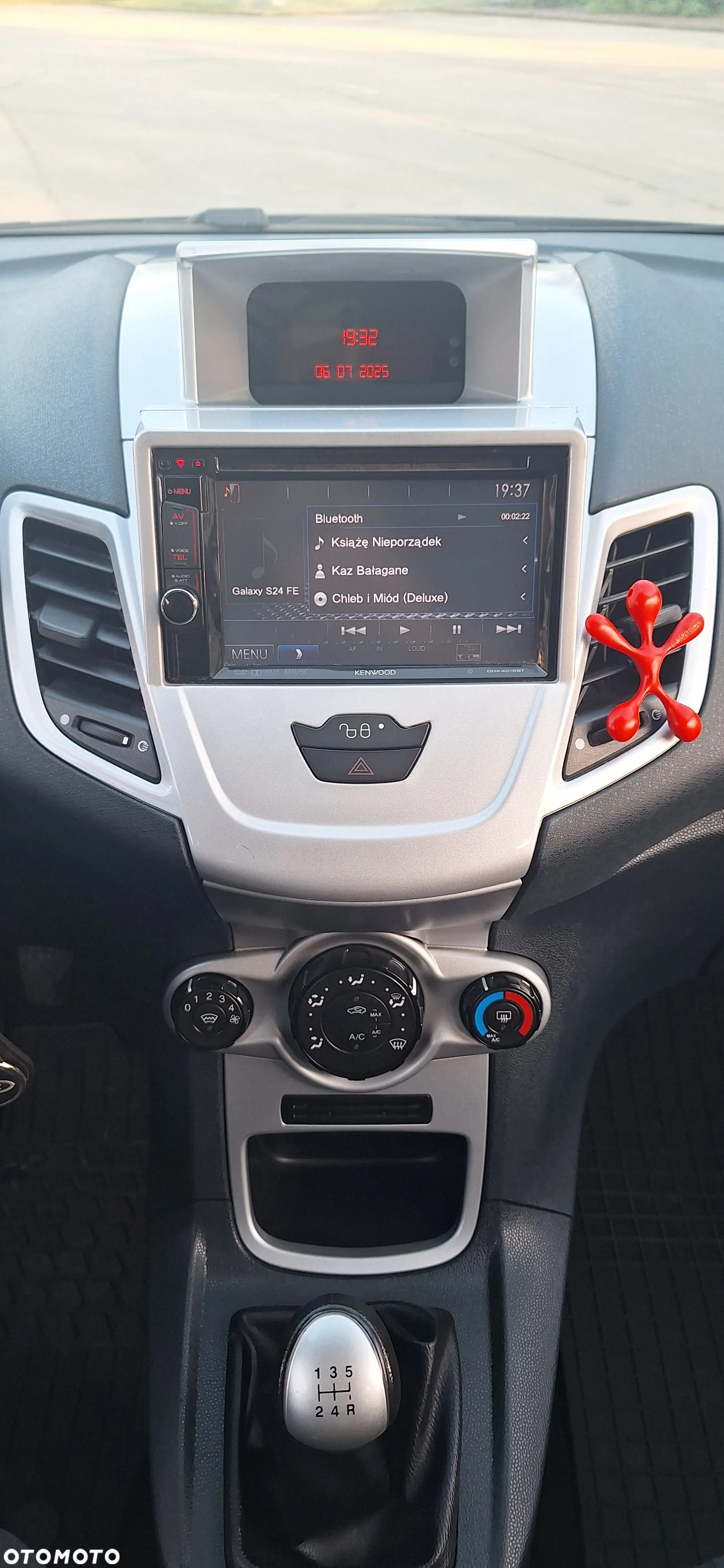 Ford Fiesta 1.25 Trend - 23