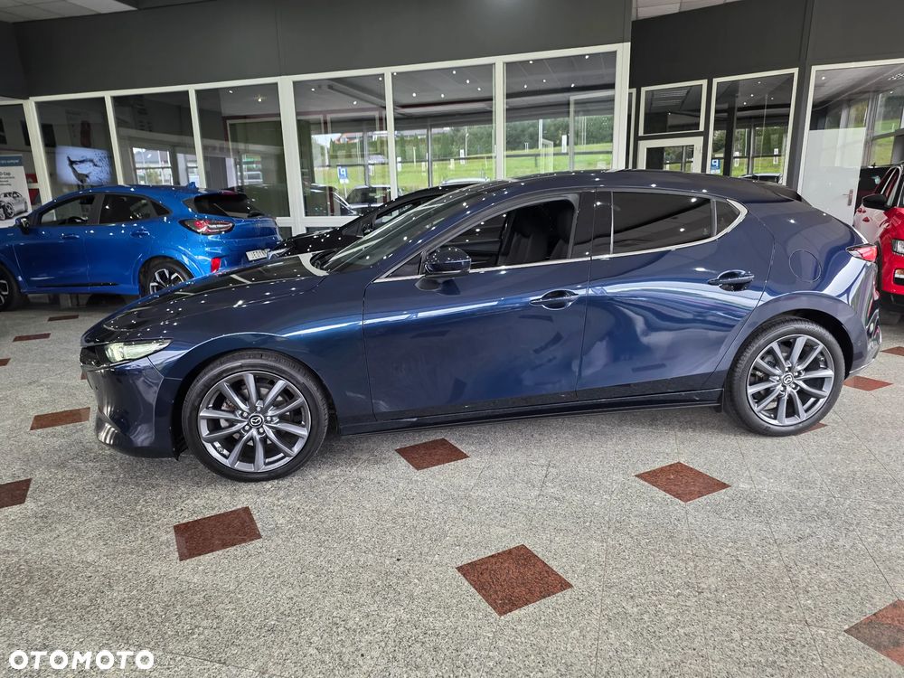 Mazda 3 2019 photo 2