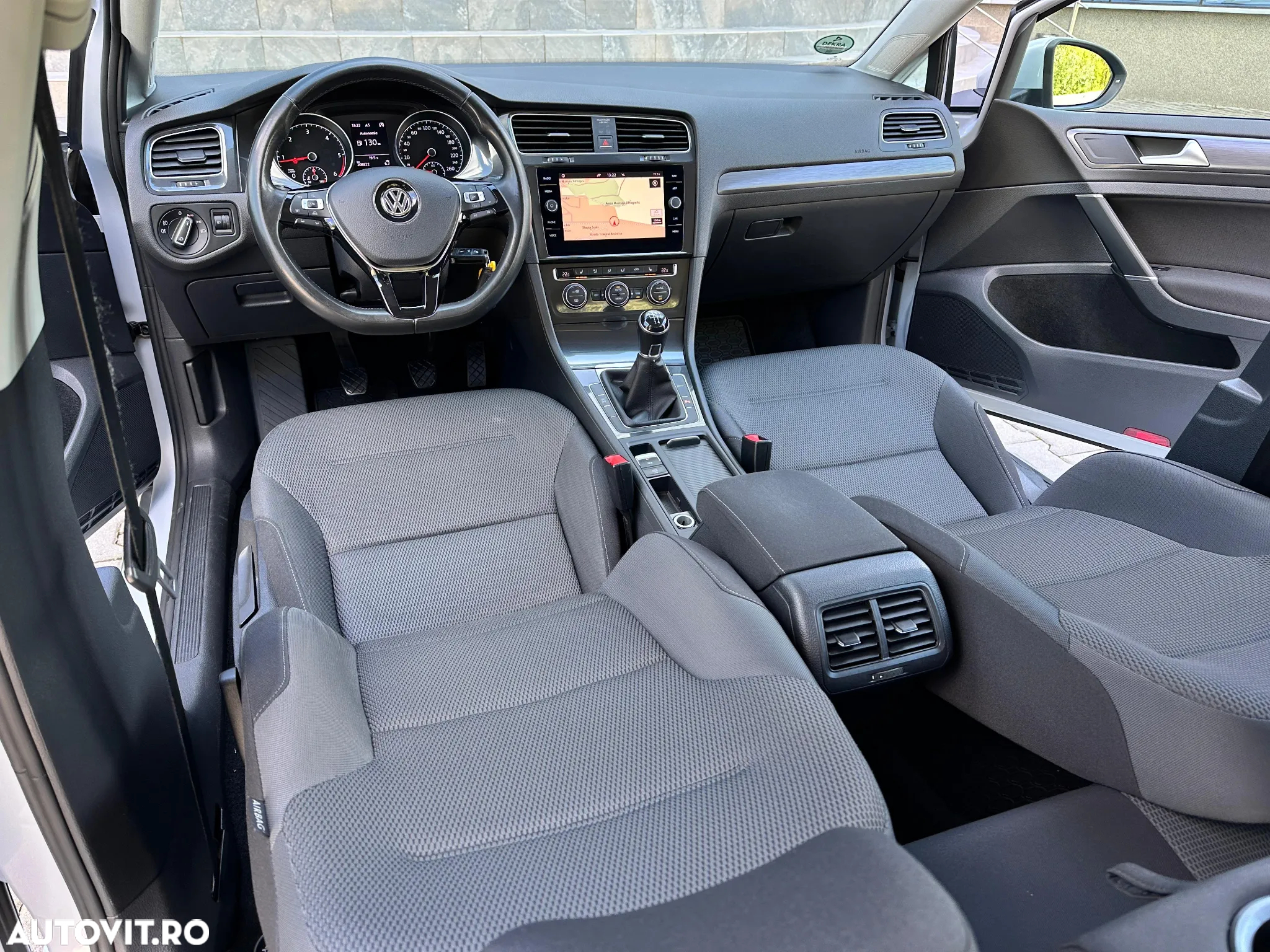Volkswagen Golf 1.6 TDI Comfortline - 17