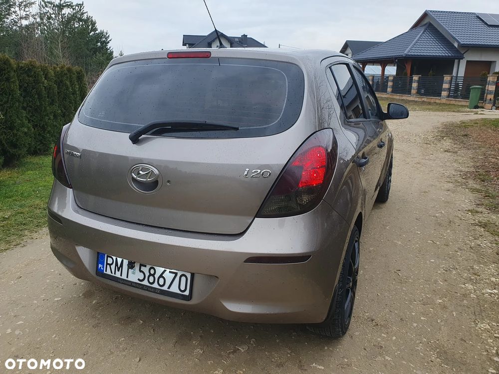 Hyundai i20 1.25 Comfort - 10