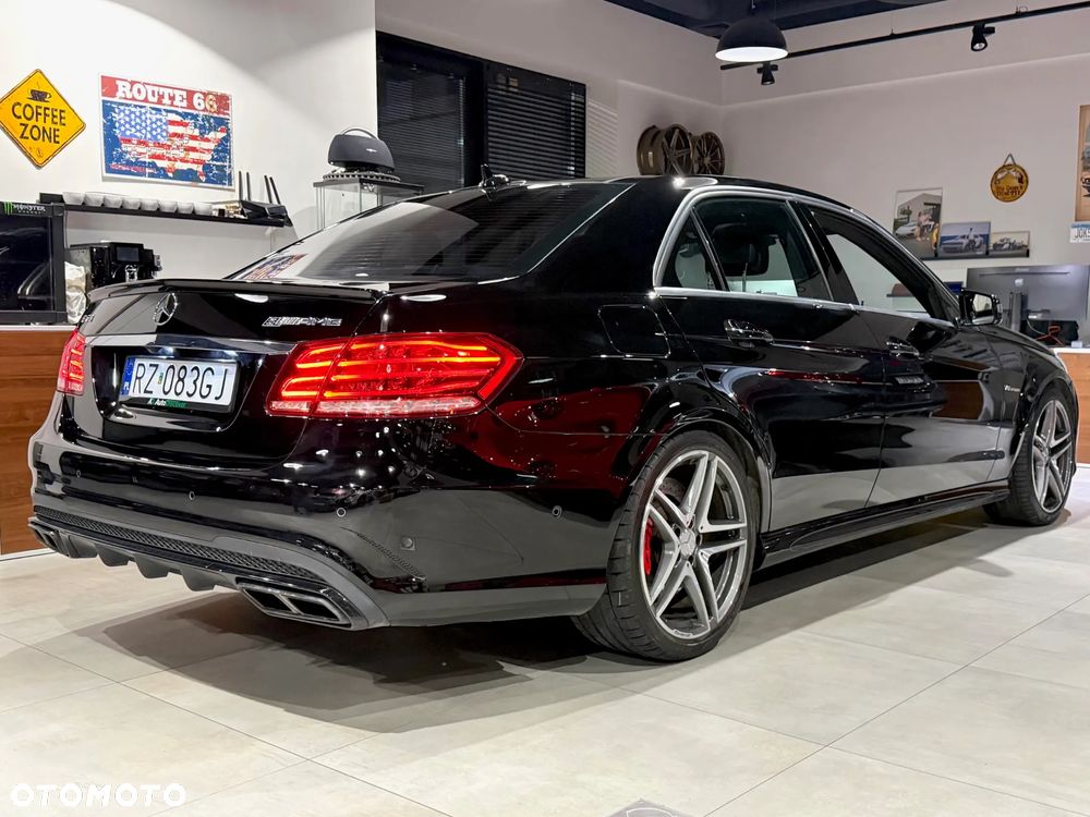 Mercedes-Benz Klasa E - 4