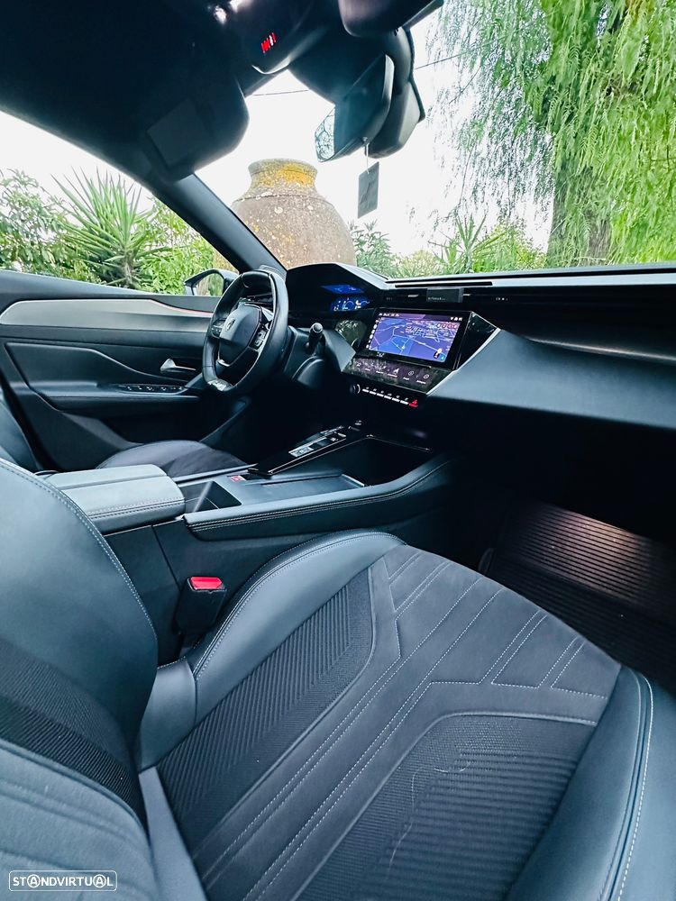 Peugeot 308 1.6 Hybrid GT e-EAT8 - 18