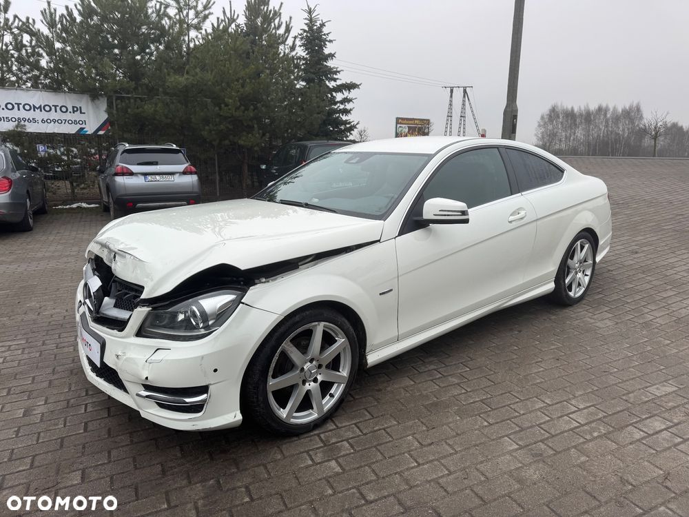 Mercedes-Benz Klasa C 180 BlueEFFICIENCY - 3