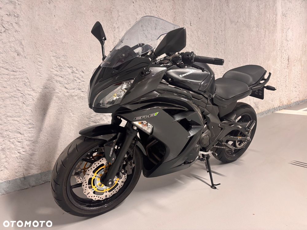 Kawasaki ER - 11