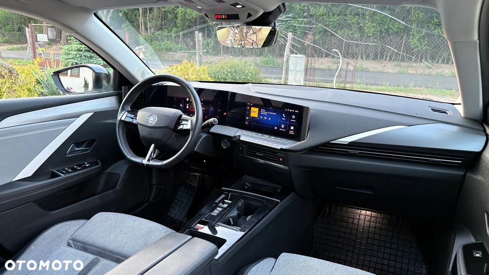 Opel Astra 1.2 T Elegance S&S - 5