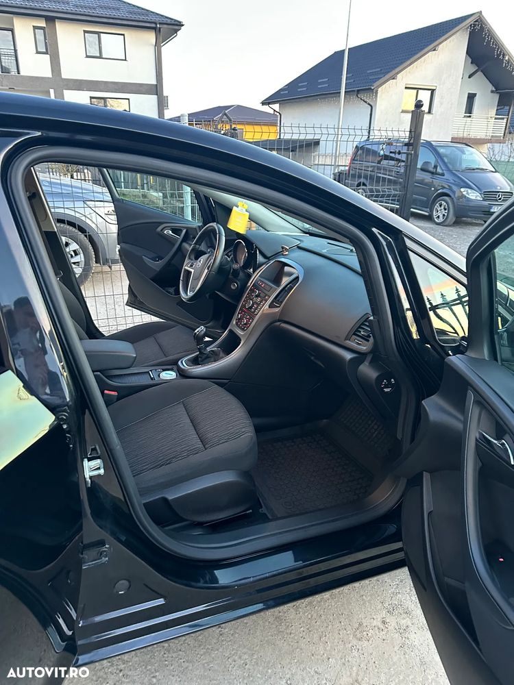 Opel Astra 1.4 Turbo ECOTEC Enjoy - 10