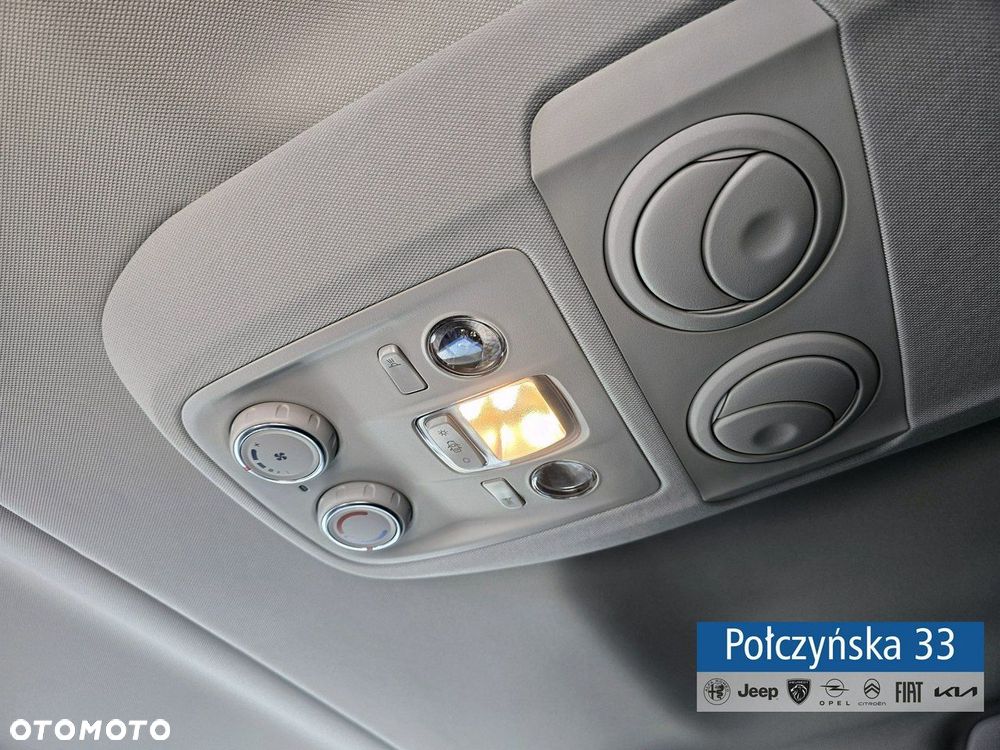 Peugeot Traveller - 27