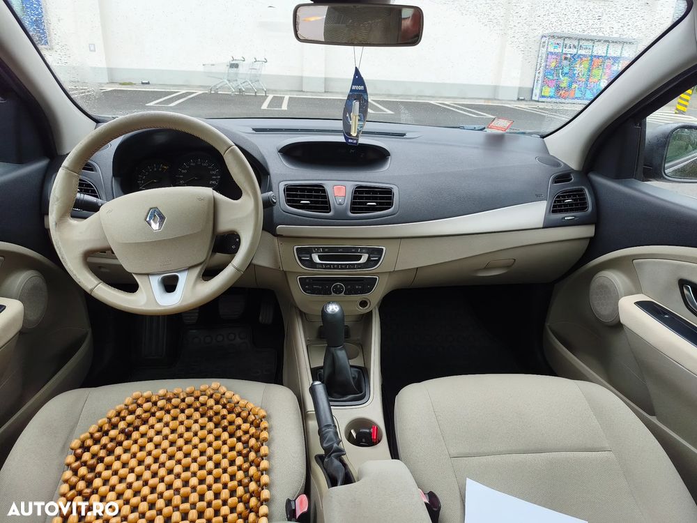 Renault Fluence 1.6 16V Expression - 7