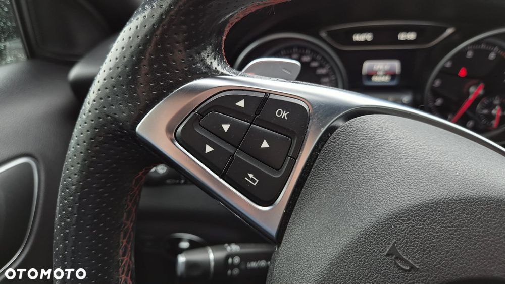 Mercedes-Benz GLA 220 4-Matic - 21