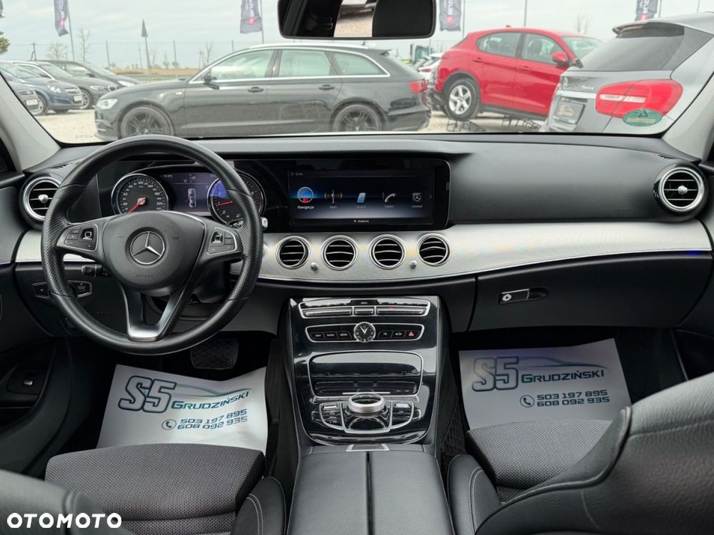 Mercedes-Benz Klasa E - 8