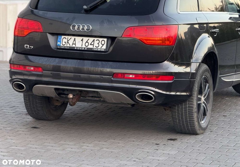 Audi Q7 - 10