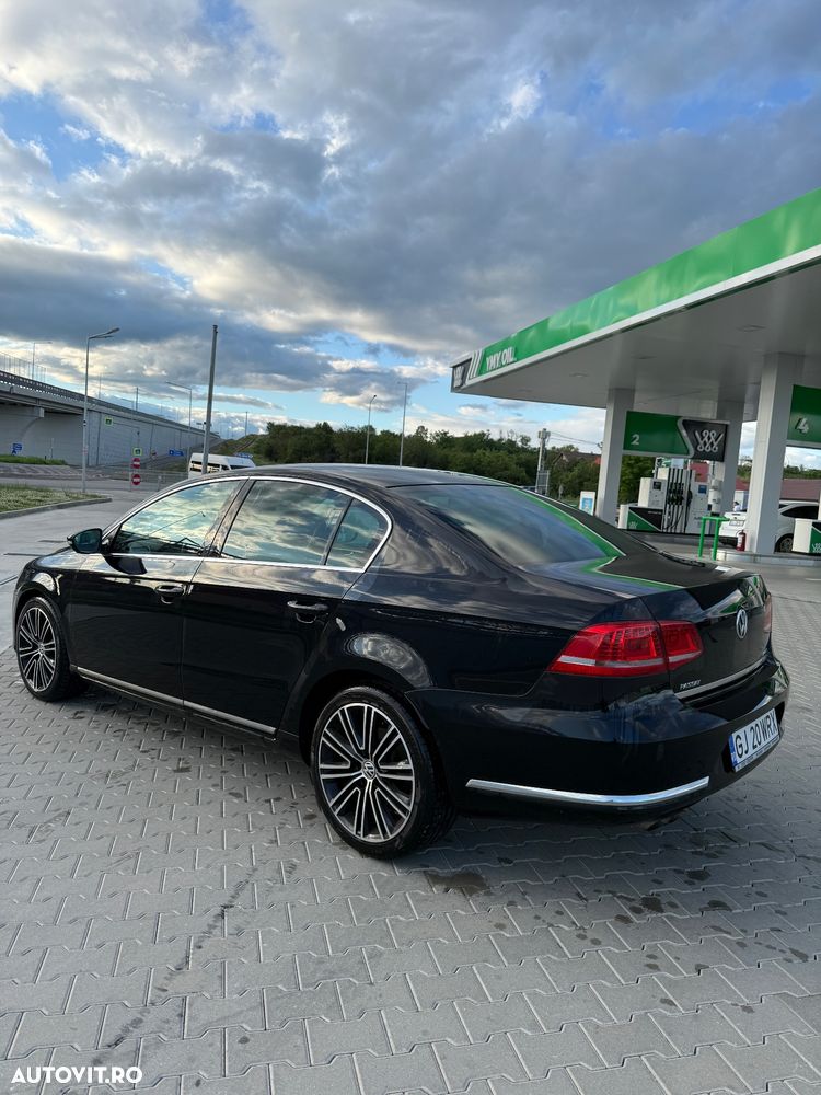 Volkswagen Passat 2.0 Blue TDI SCR Exclusive - 5
