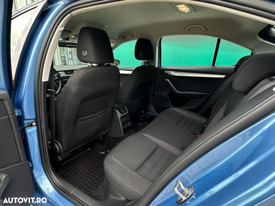 Skoda Octavia - 13