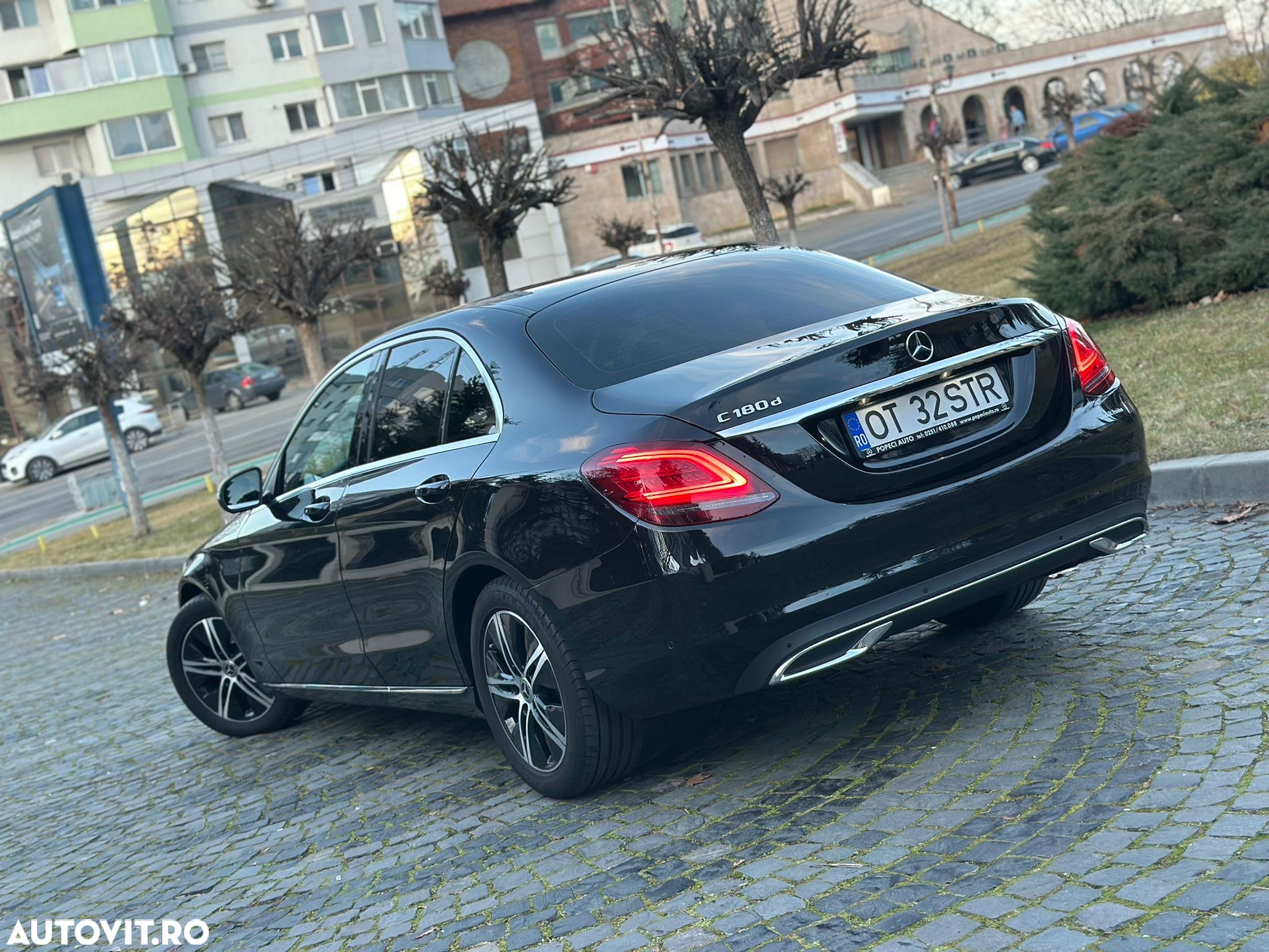 Mercedes-Benz C 180 d T 9G-TRONIC - 5