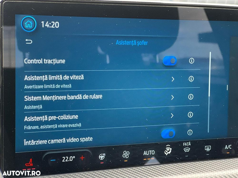 Ford Kuga - 29
