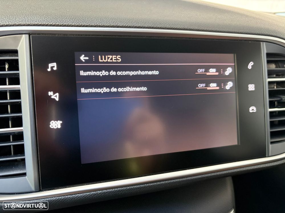 Peugeot 308 SW 1.5 BlueHDi Style J17 - 28