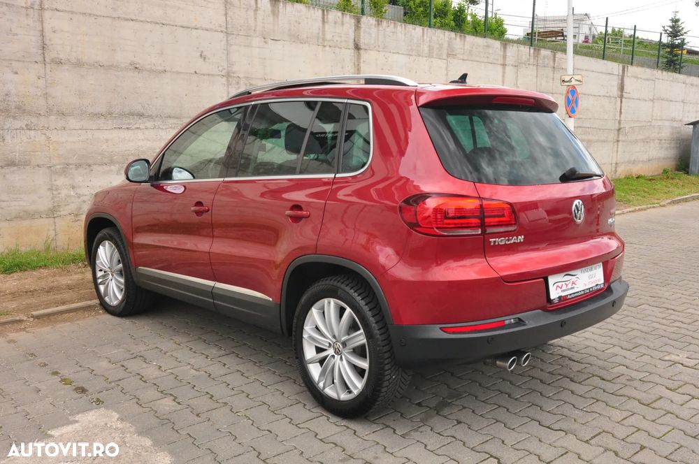 Volkswagen Tiguan 2.0 TDI 4Motion DSG BMT Sport & Style - 4