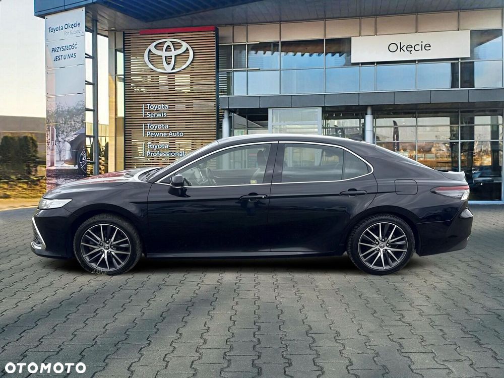 Toyota Camry 2022 photo 3