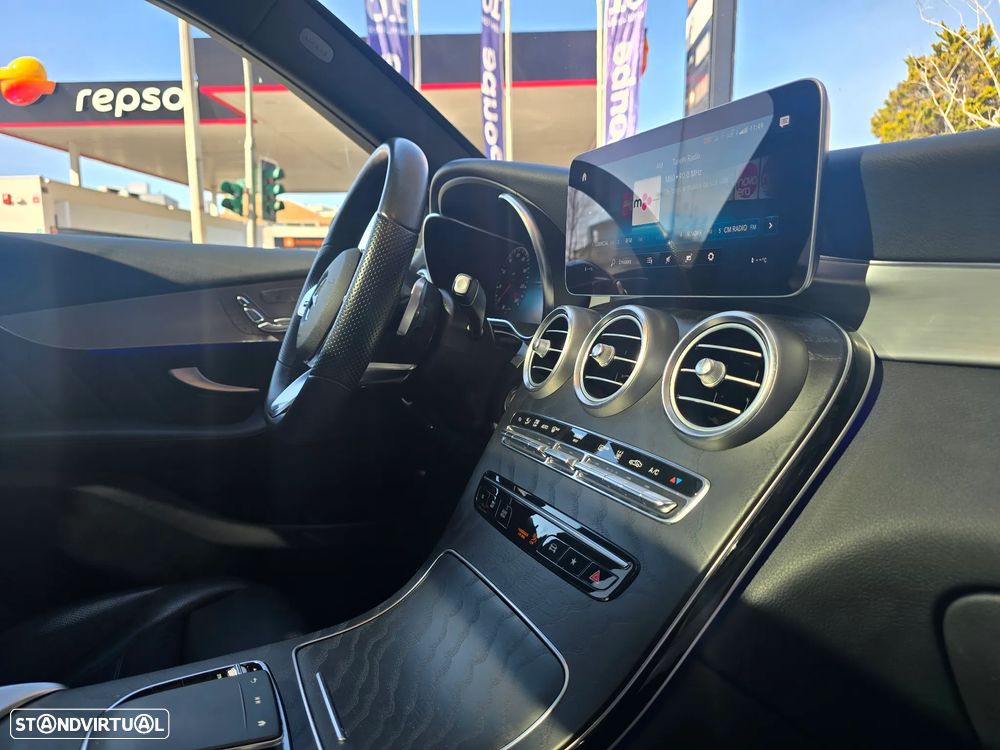 Mercedes-Benz GLC 300 de 4Matic 9G-TRONIC AMG Line Plus - 26